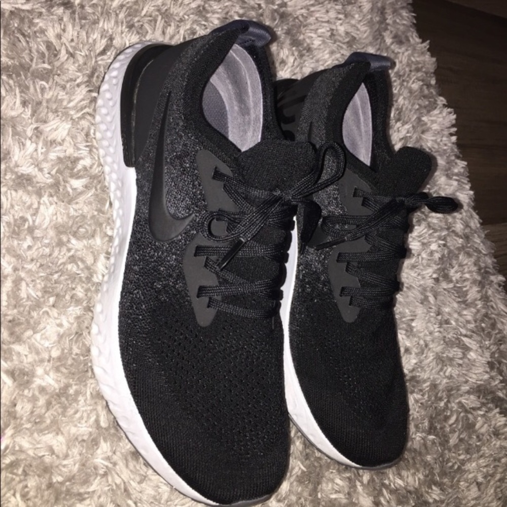 Nike epic react flyknit shoes